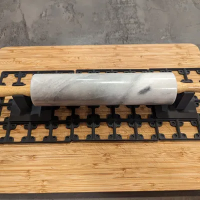 Giá đỡ cây cán bột Gridfinity cho nhà bếp