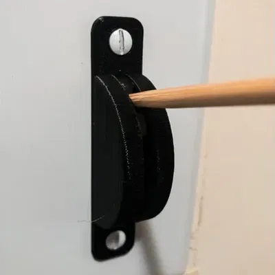 Nắp che công tắc đèn an toàn với khe mở phía trước