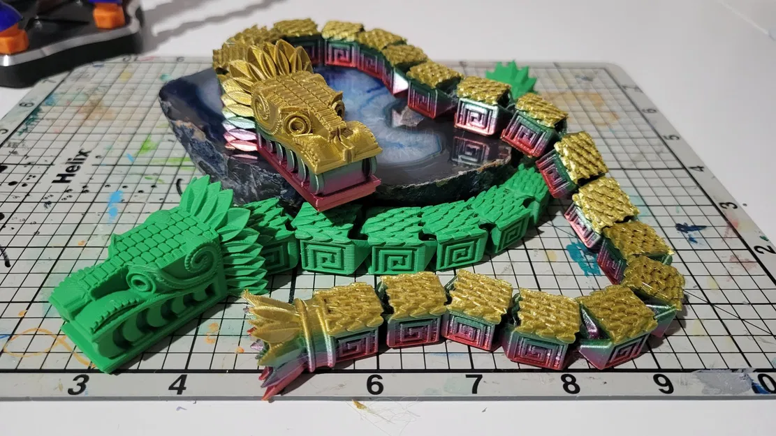 Hình nhân rắn quetzalcoatl linh hoạt in tại chỗ - Image 1