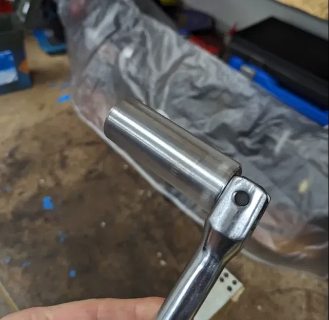 Vỏ bảo vệ ổ cắm cho bánh xe ô tô - Image 2