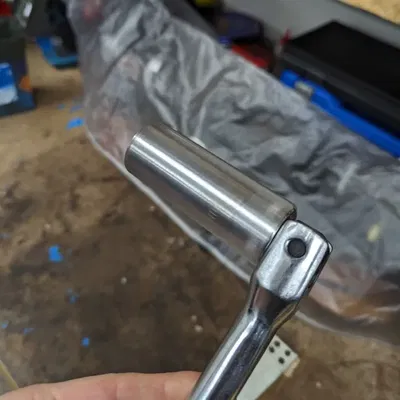 Vỏ bảo vệ ổ cắm cho bánh xe ô tô