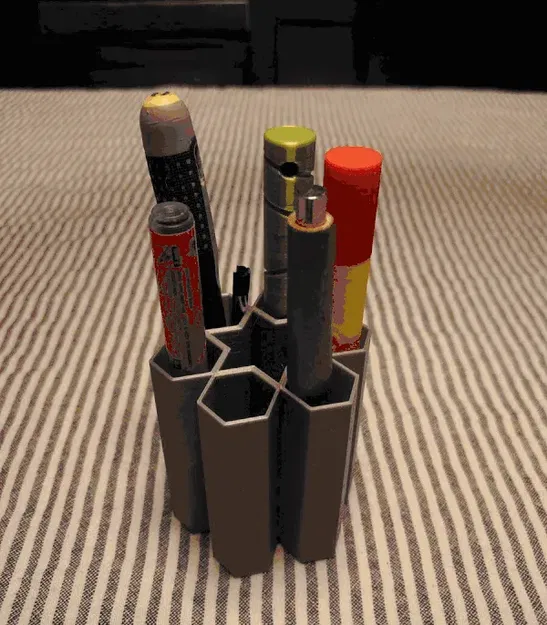 Giá đỡ bút đa năng cho bàn làm việc - Image 1