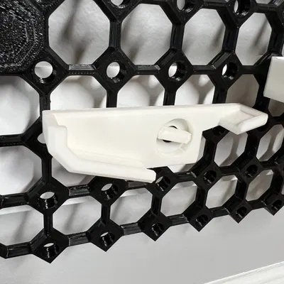 Giá đỡ thước kẹp cho bảng ghim đa năng bằng bu lông T