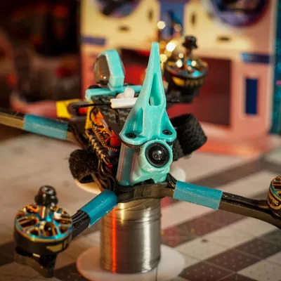 Công tắc ánh sáng Five33 với linh kiện TPU