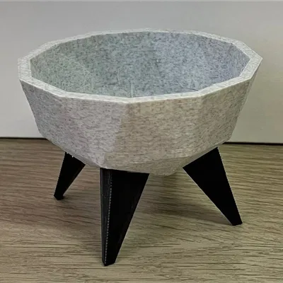 Chậu cây đa năng kiểu dáng thấp với bốn chân