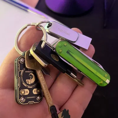 Khung mở rộng ChameleonUltra với vòng khóa chắc chắn