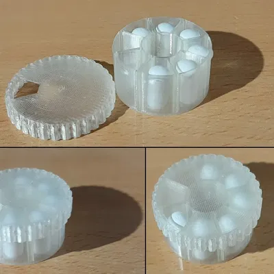 Hộp đựng thuốc dạng vase cho một tuần với 7 ngăn