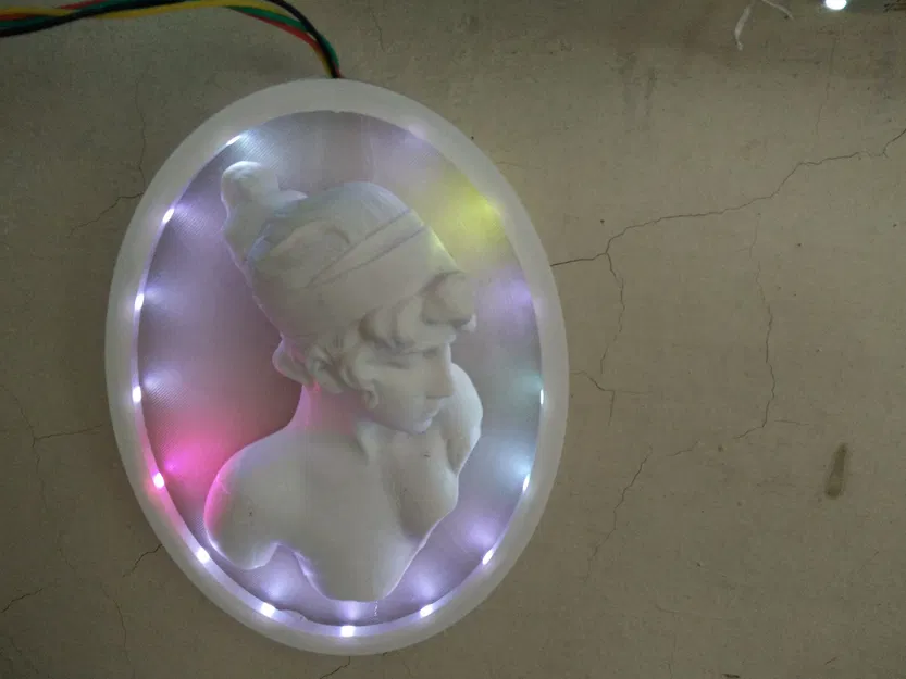 Khung đèn chiếu sáng cho tác phẩm điêu khắc bán nổi - Image 1