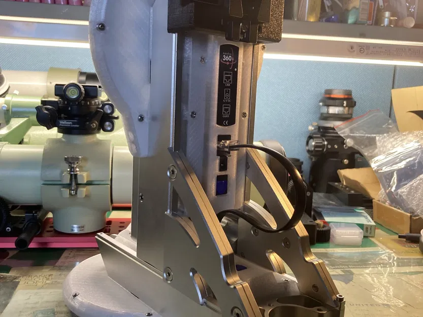 Nắp điều khiển cho giá đỡ kính thiên văn AstroTrac 360 - Image 3