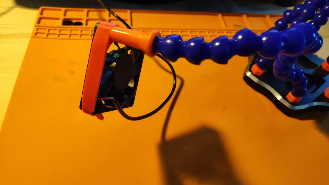 Giá đỡ quạt 60x60 mm cho tay hàn thứ ba - Image 2