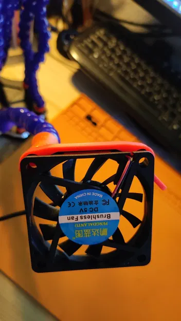 Giá đỡ quạt 60x60 mm cho tay hàn thứ ba - Image 4