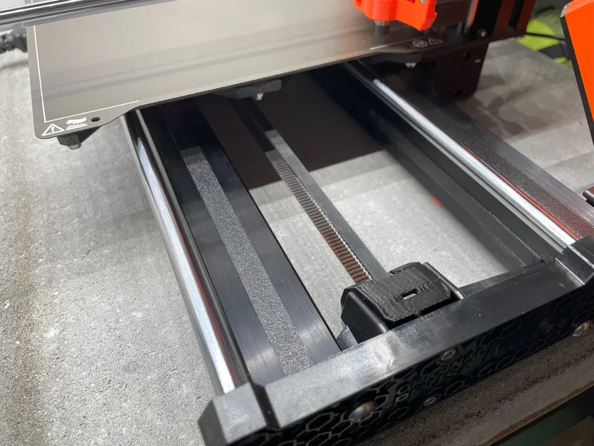 Nắp nhựa cho khung nhôm 3030 trên Prusa MINI+ - Image 1