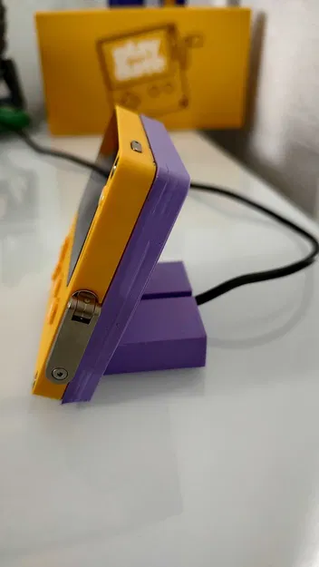 Giá đỡ sạc từ tính cho Playdate - Image 4