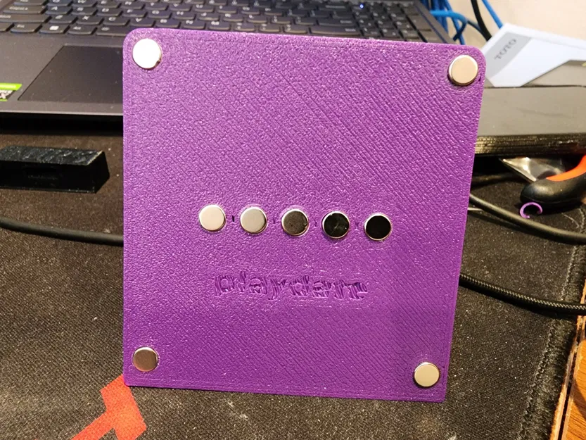 Giá đỡ sạc từ tính cho Playdate với nam châm 6x3mm - Image 2