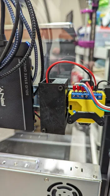 Giá đỡ/máy đựng Buck Converter cho ray DIN - Image 1