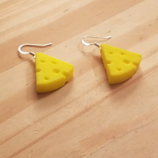 Khuyên tai hình miếng phô mai độc đáo - Image 1