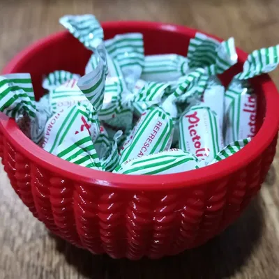 Bát nhỏ với họa tiết bện độc đáo