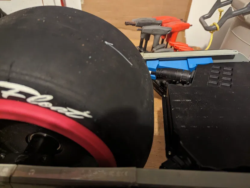 Giá đỡ giữ chốt cắm cho động cơ Onewheel GT - Image 2