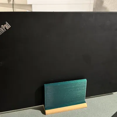 Giá đỡ laptop tối giản tiết kiệm không gian bàn làm việc