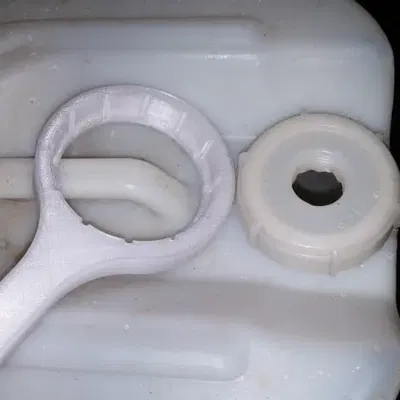 Cờ lê mở nắp bình chứa nước 5 gallon và hóa chất clo