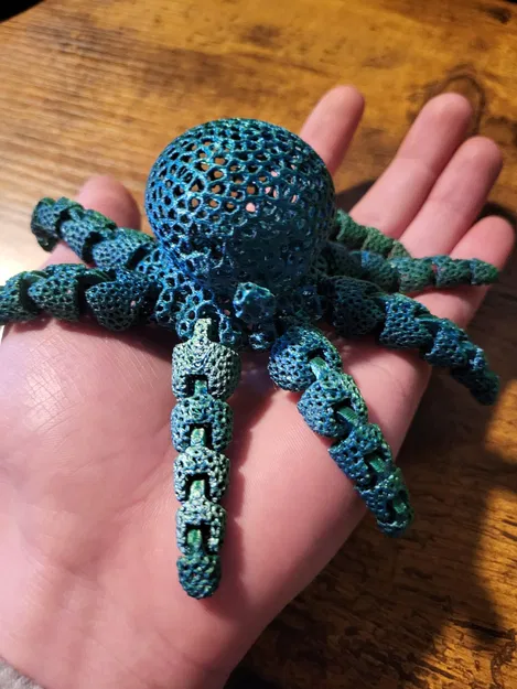 Bạch tuộc mini dễ thương với thiết kế Voronoi linh hoạt - Image 2