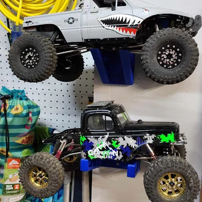 Giá đỡ RC gắn tường cho xe địa hình