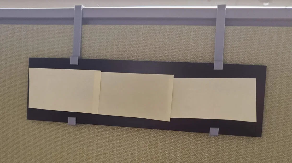 Giá đỡ bảng tên treo tường cho văn phòng - Image 1