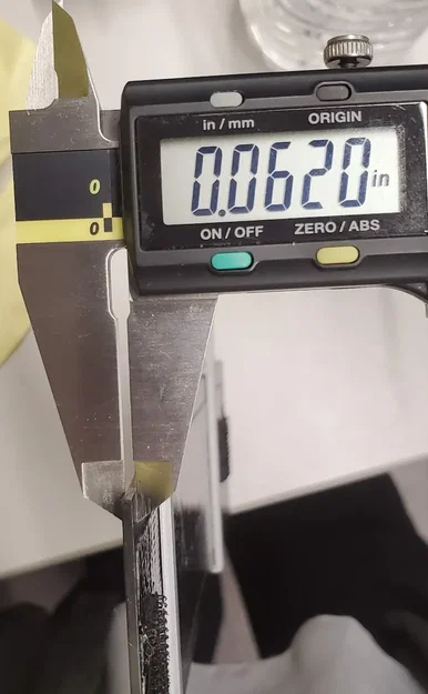 Giá đỡ bảng tên treo tường cho văn phòng - Image 3