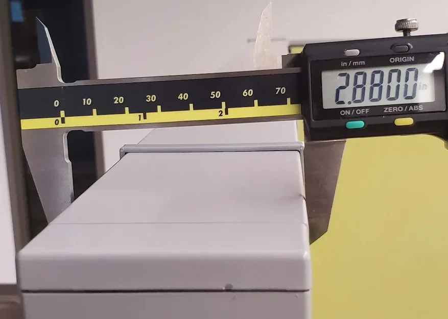 Giá đỡ bảng tên treo tường cho văn phòng - Image 4