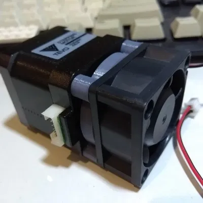 Giá đỡ quạt 40mm gắn từ cho động cơ bước