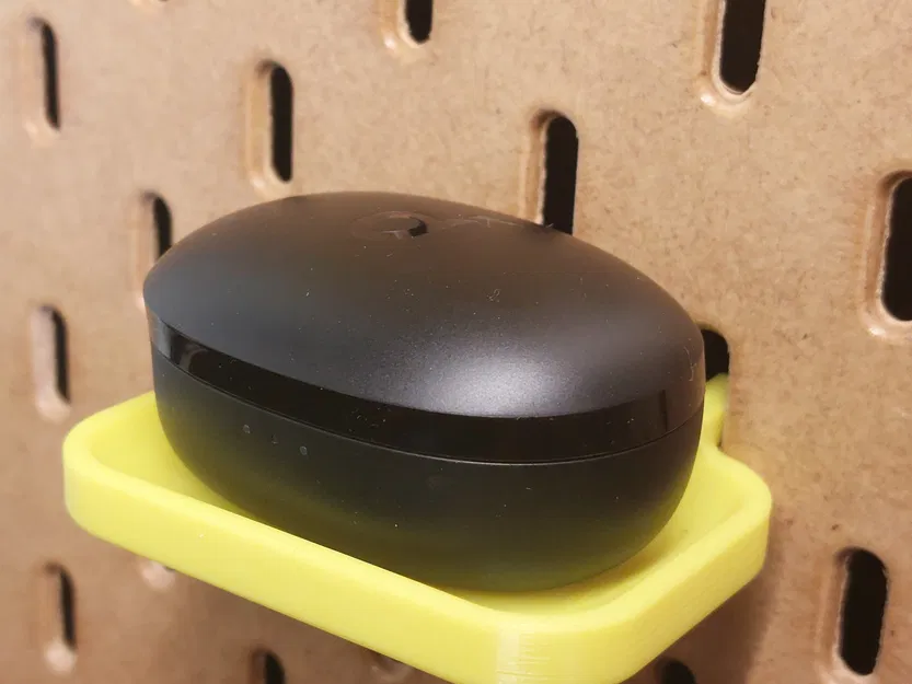 Giá đỡ mini cho tai nghe Soundcore P2 trên bảng ghim Skadis - Image 1