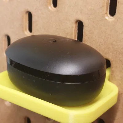 Giá đỡ mini cho tai nghe Soundcore P2 trên bảng ghim Skadis