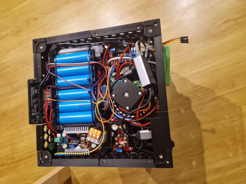 Bộ nguồn pin cho máy in Voron V0.2 với hỗ trợ USB-C - Image 1