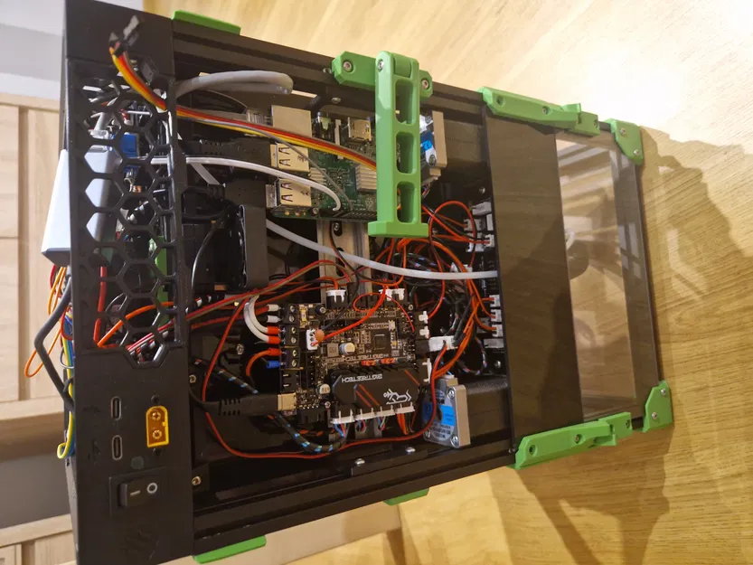 Bộ nguồn pin cho máy in Voron V0.2 với hỗ trợ USB-C - Image 2