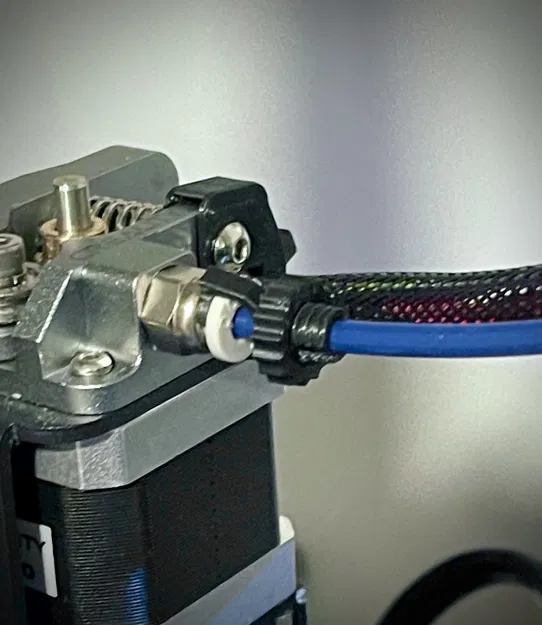 Kẹp giữ ống Bowden M10 cho máy in 3D Ender - Image 1