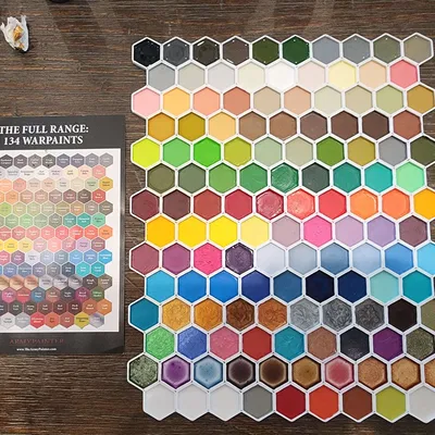 Bảng màu sơn ArmyPainter với ô thử nghiệm hình lục giác