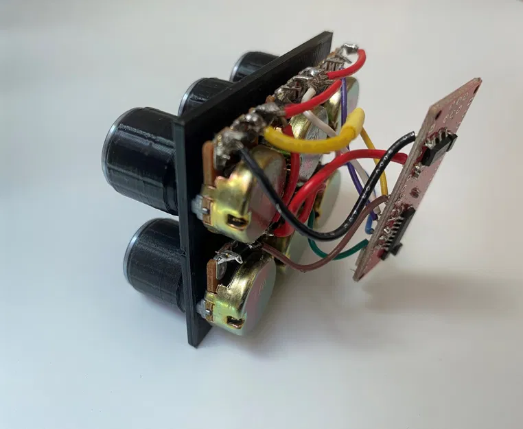 Vỏ mixer âm thanh Deej với núm điều chỉnh và bảng nhãn - Image 4