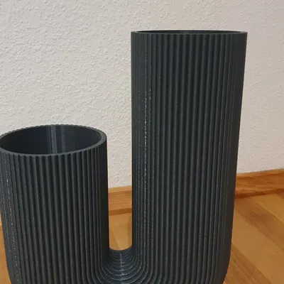 Bình hoa hiện đại cao 24cm in 3D với thiết kế tối giản