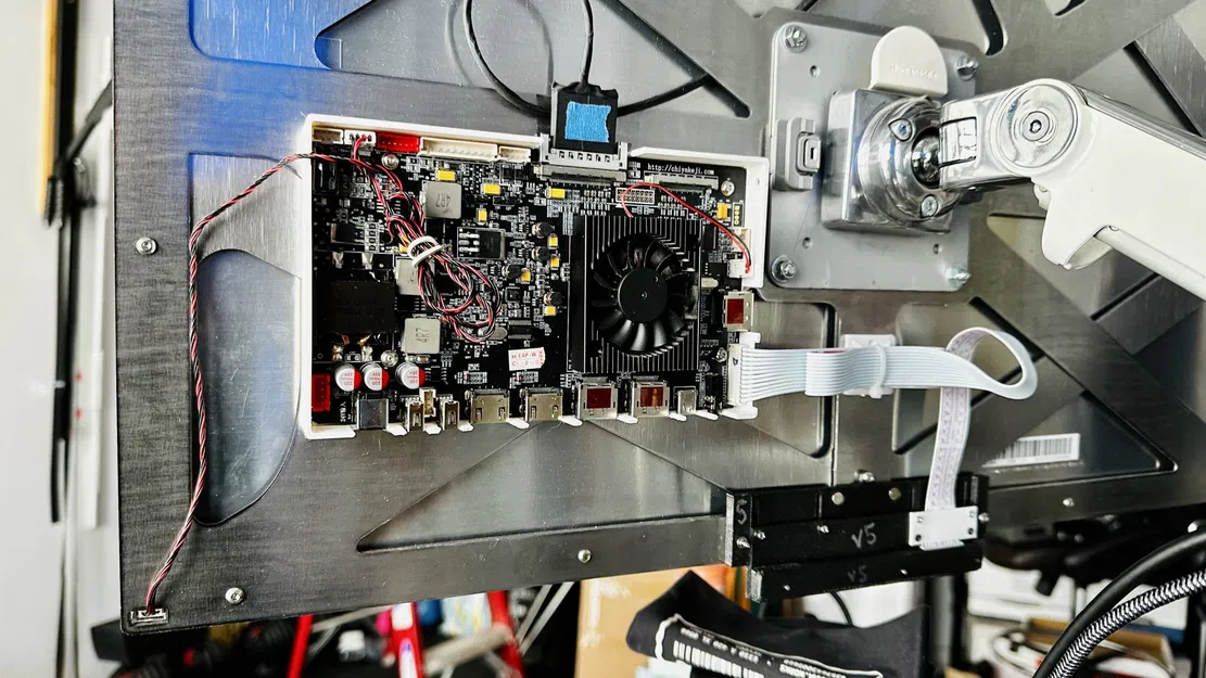 Màn hình 5K DIY với cổng HDMI và DisplayPort - Image 13