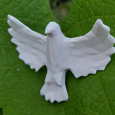 Mô hình bồ câu low-poly dễ thương của con trai tôi