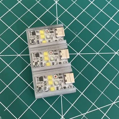 Giá đỡ đèn strobe VIFLY cho 3 thiết bị