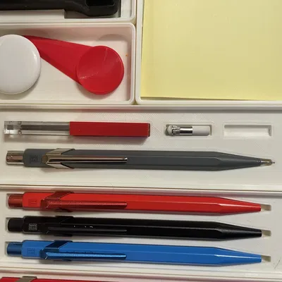 Giá đỡ bút chì Caran d'Ache 849 cho ngăn kéo Gridfinity