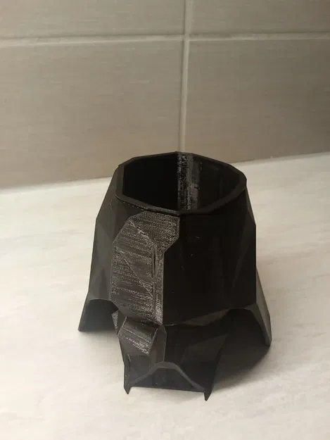 Biến tấu nhân vật Dart Wader phong cách low poly - Image 1