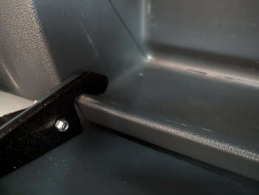 Giá đỡ ngăn chứa đồ cho Renault Trafic T1100 - Image 1