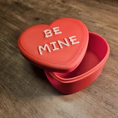 Hộp trái tim khắc chữ tùy chỉnh cho ngày Valentine