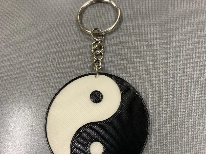 Móc khóa biểu tượng Yin Yang mang ý nghĩa hòa bình - Image 1