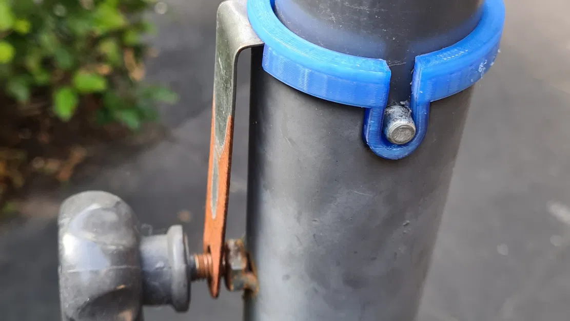 Giá đỡ ô dù nổi thay thế cho ô dù bị hỏng - Image 1