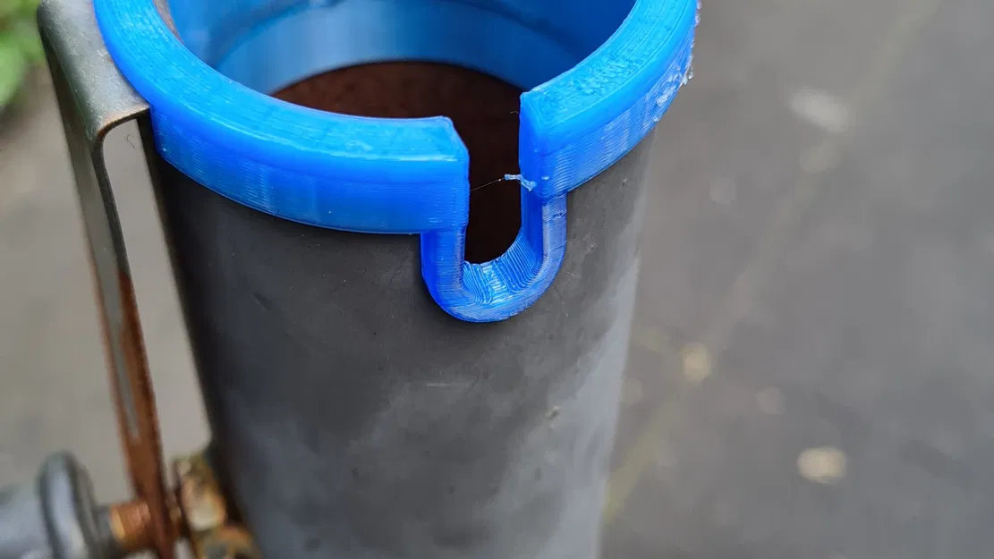 Giá đỡ ô dù nổi thay thế cho ô dù bị hỏng - Image 2