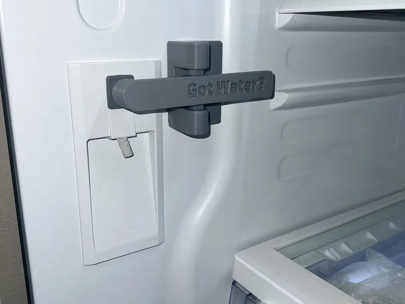 Tay cầm cho máy phân phối nước trong tủ lạnh nội địa - Image 1