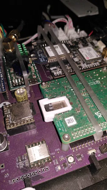 Giá đỡ cho mô-đun radio ArduSimple trên bo mạch OpenMower - Image 2